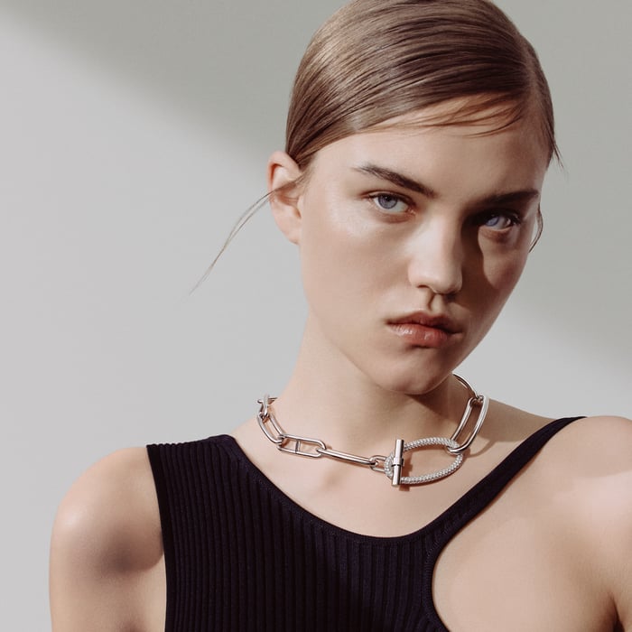 Sans Coloris Adage Necklace