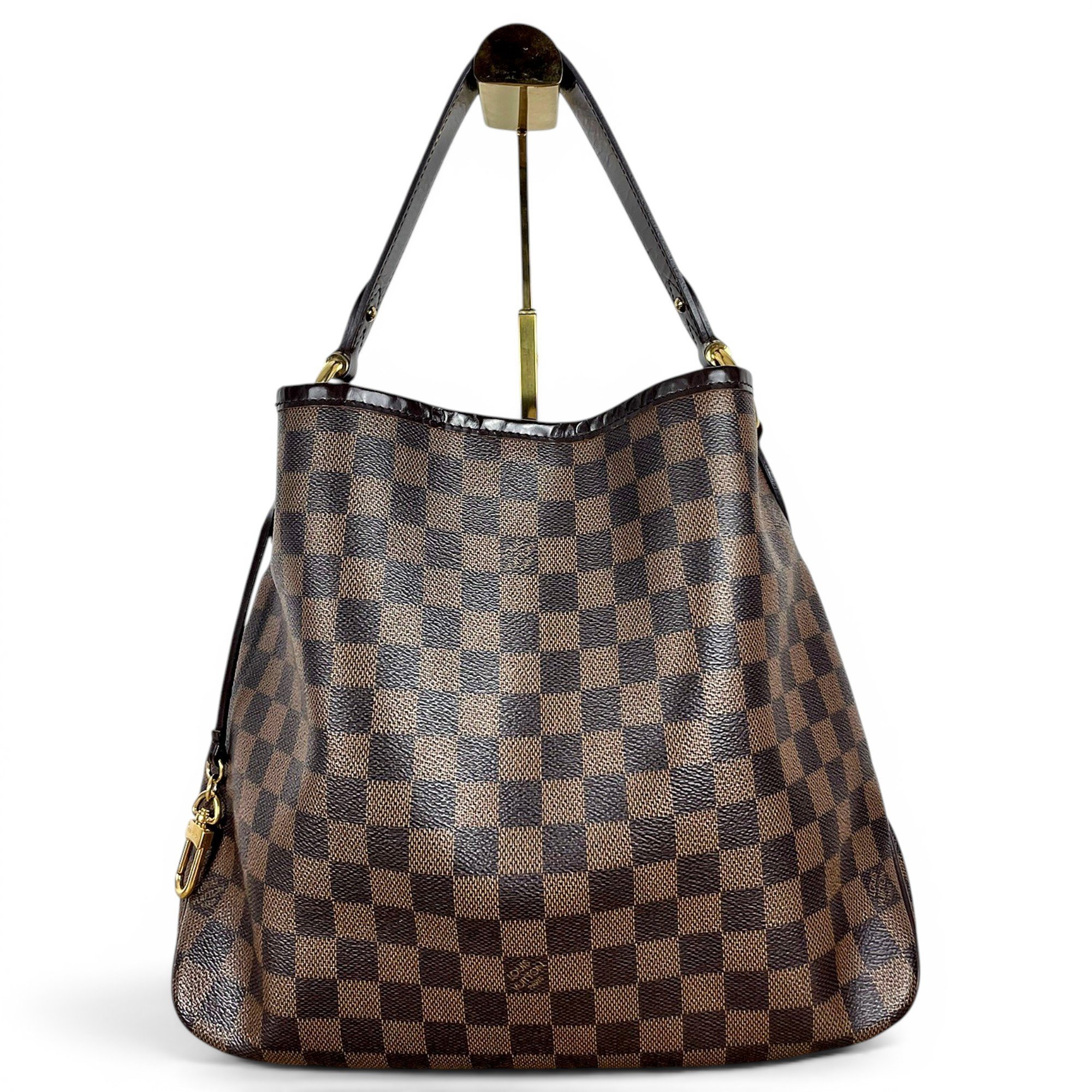 Delightful leather handbag