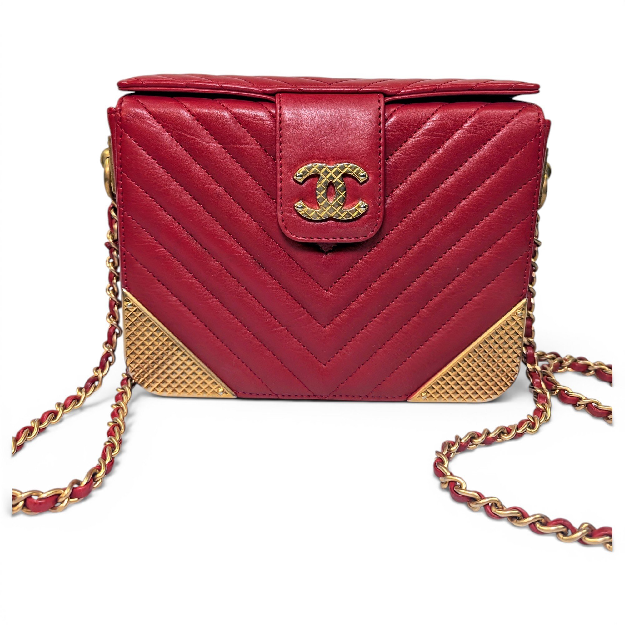 Chanel Statement leather crossbody bag