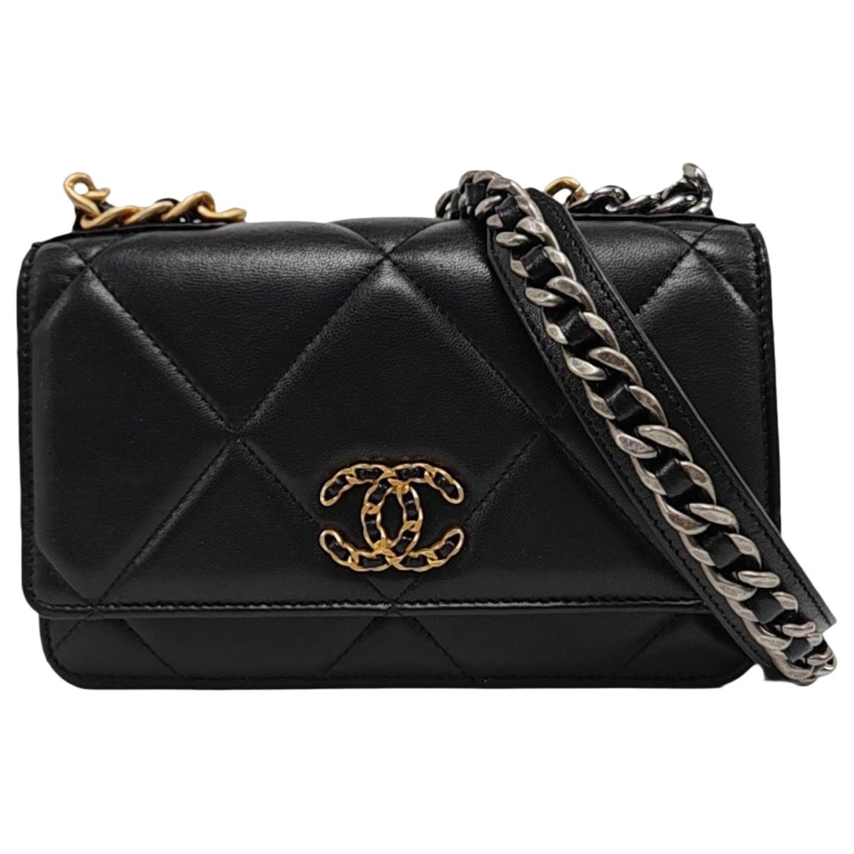 Chanel 19 handbag