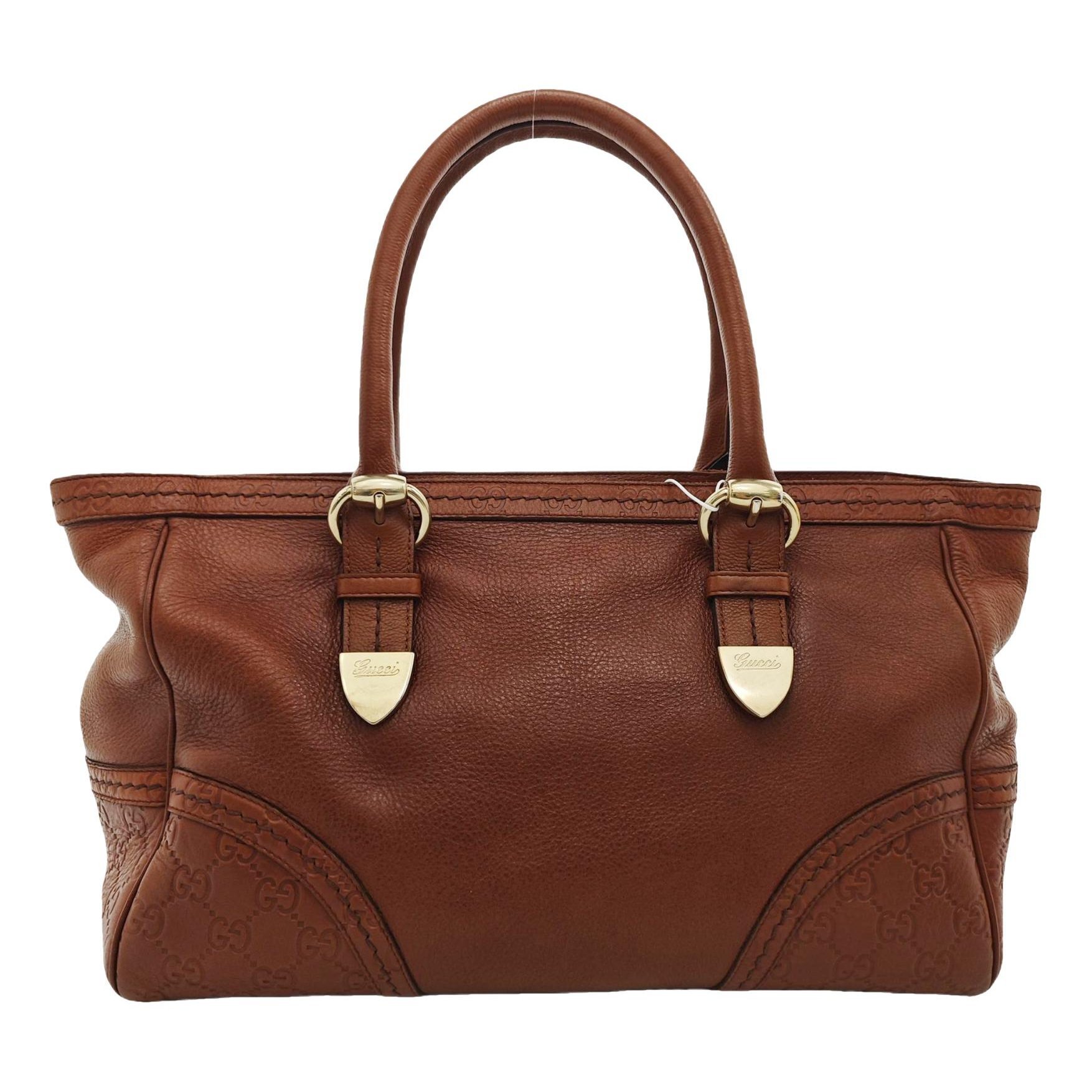 Bella leather handbag