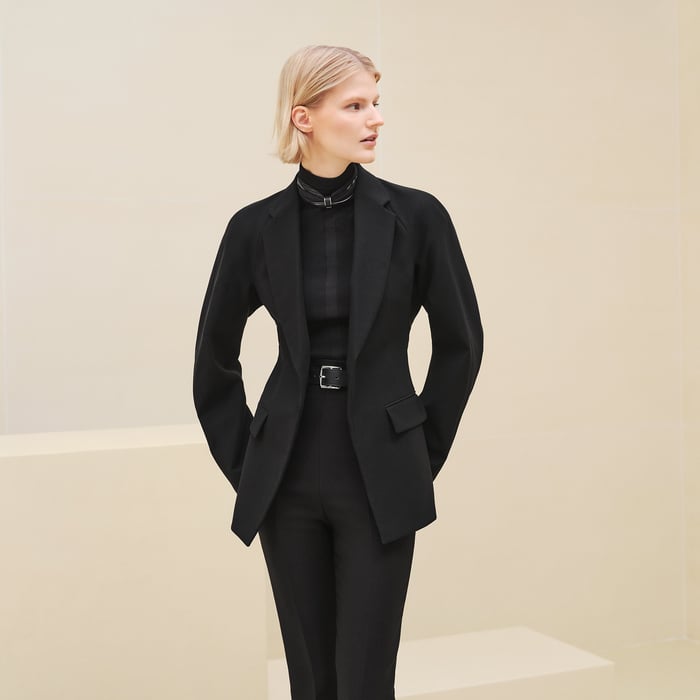 Noir Chaqueta Oblicua Con Detalle En Piel
