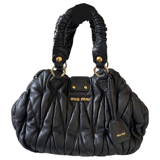 Matelassé leather handbag