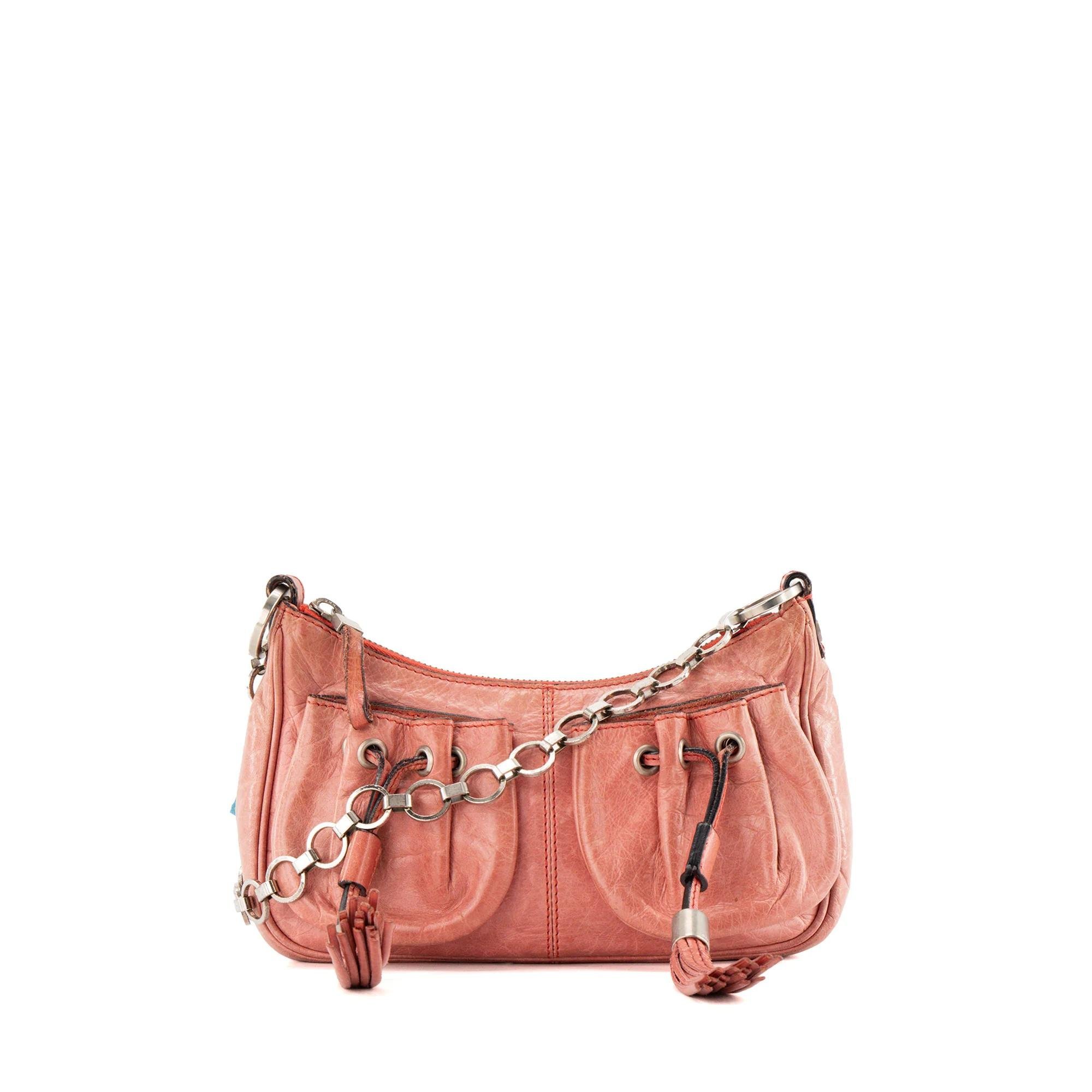 Antigona leather handbag