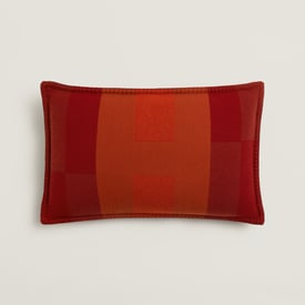 H Horizon pillow, medium model
