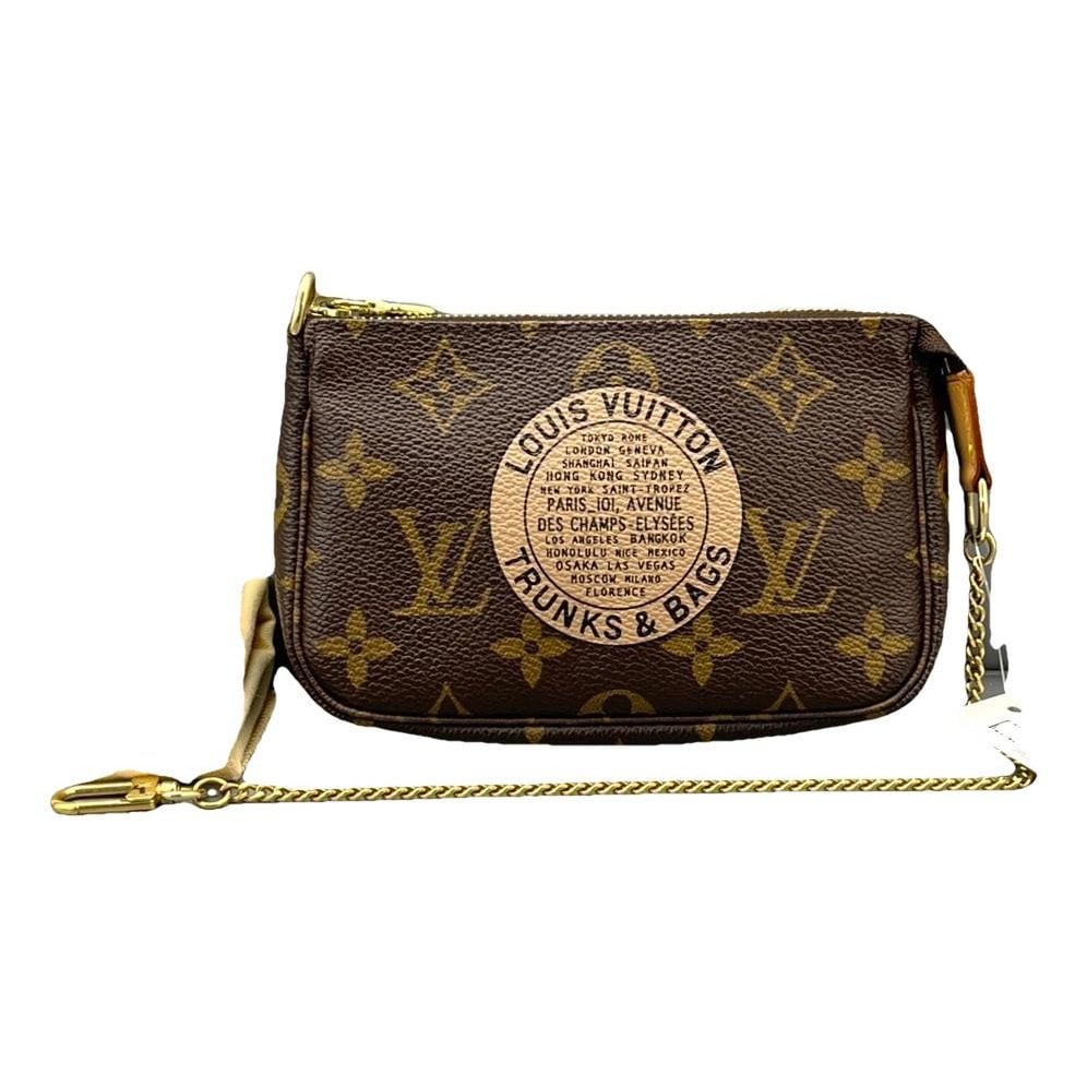 Pochette Accessoire leather handbag