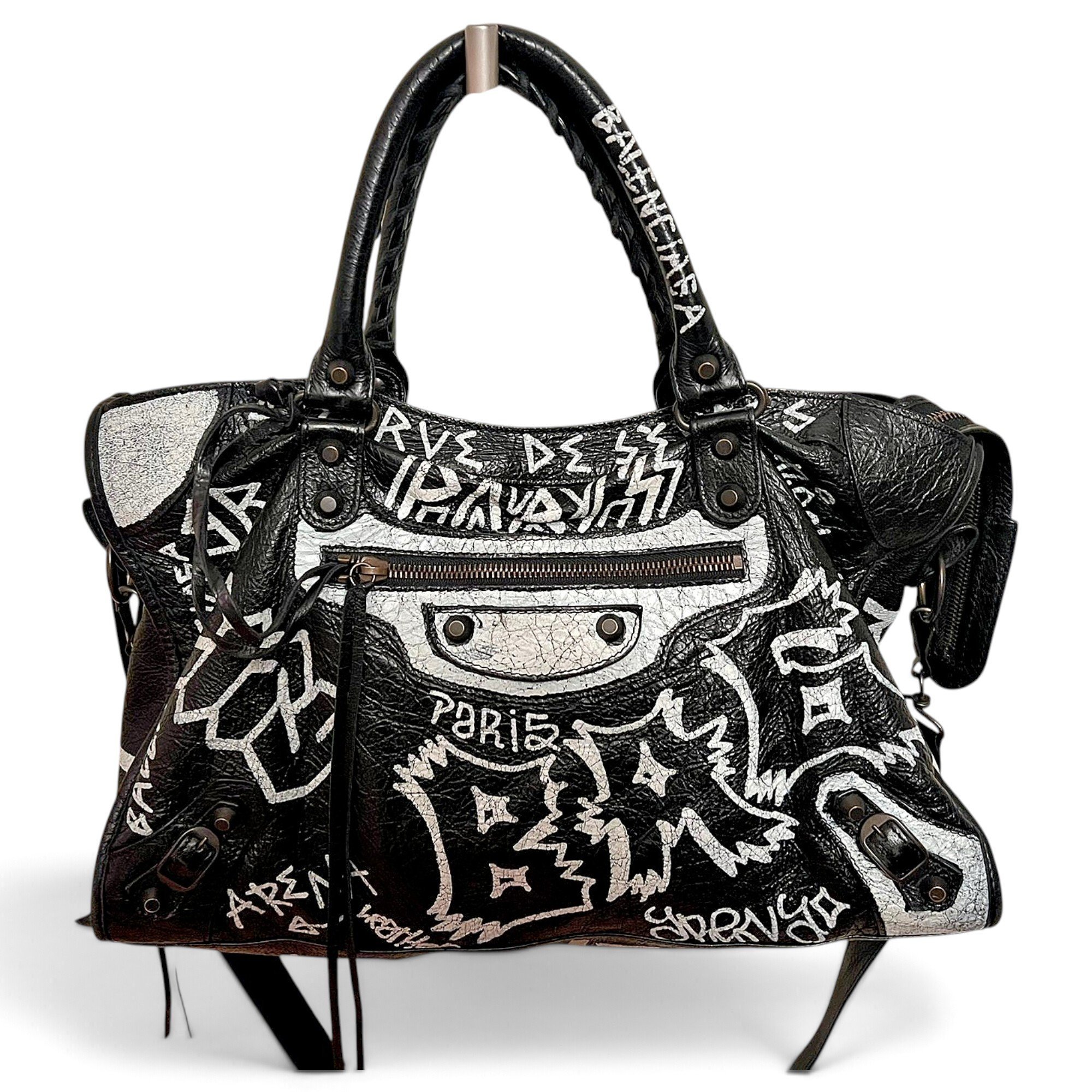 City leather handbag