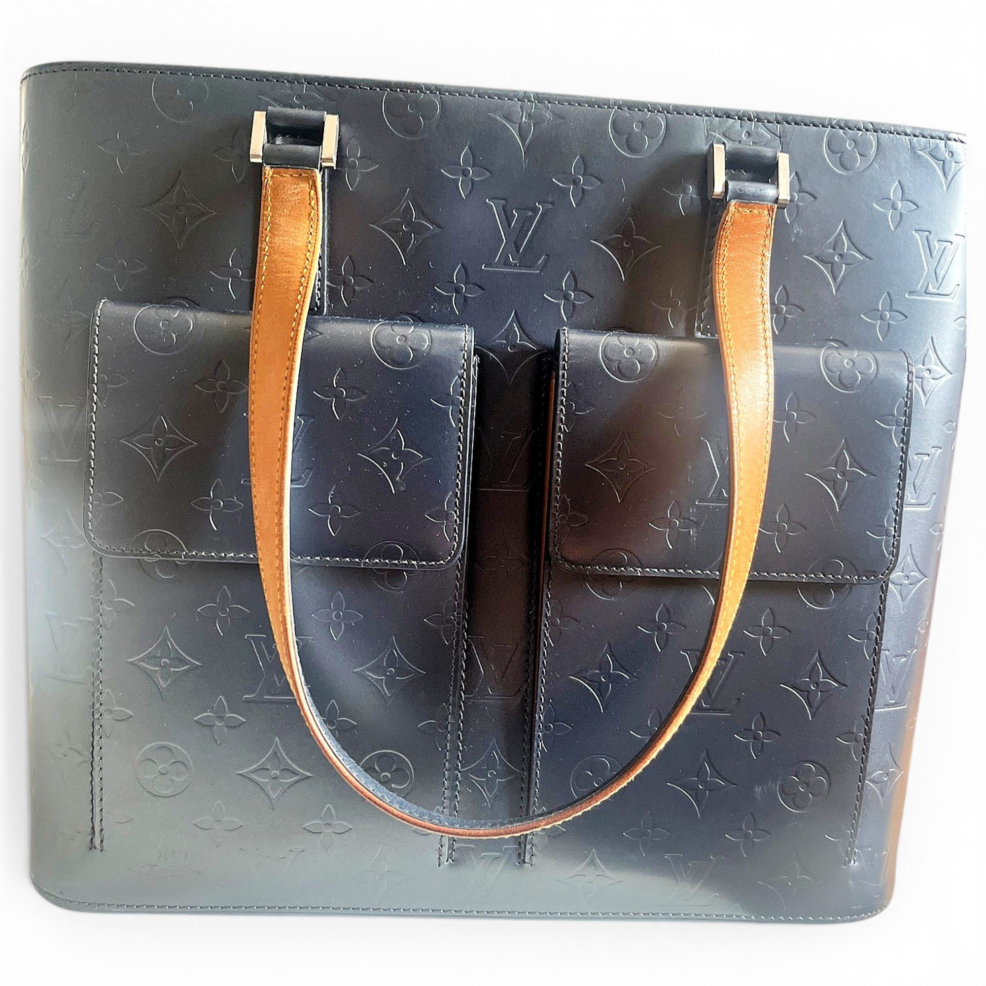 Leather tote