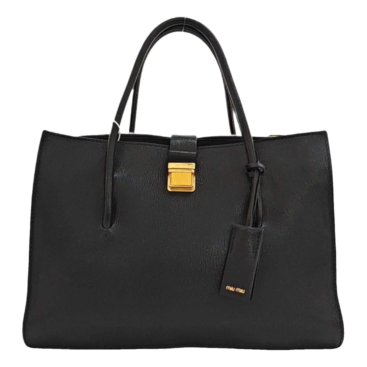 Leather handbag