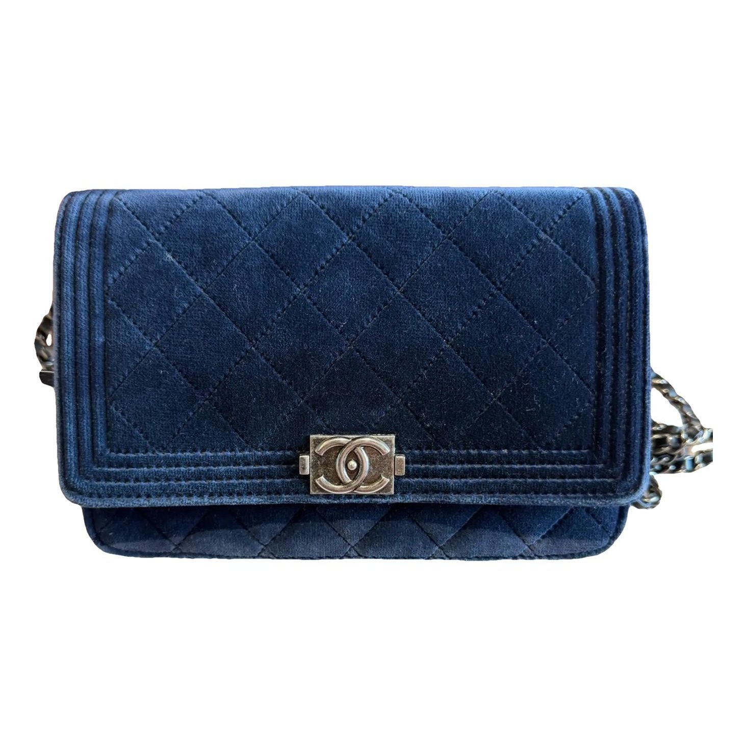Wallet On Chain Boy velvet handbag