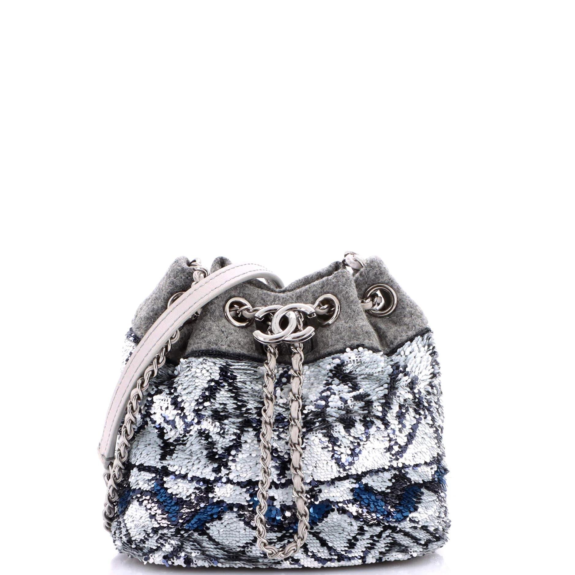 Wool handbag
