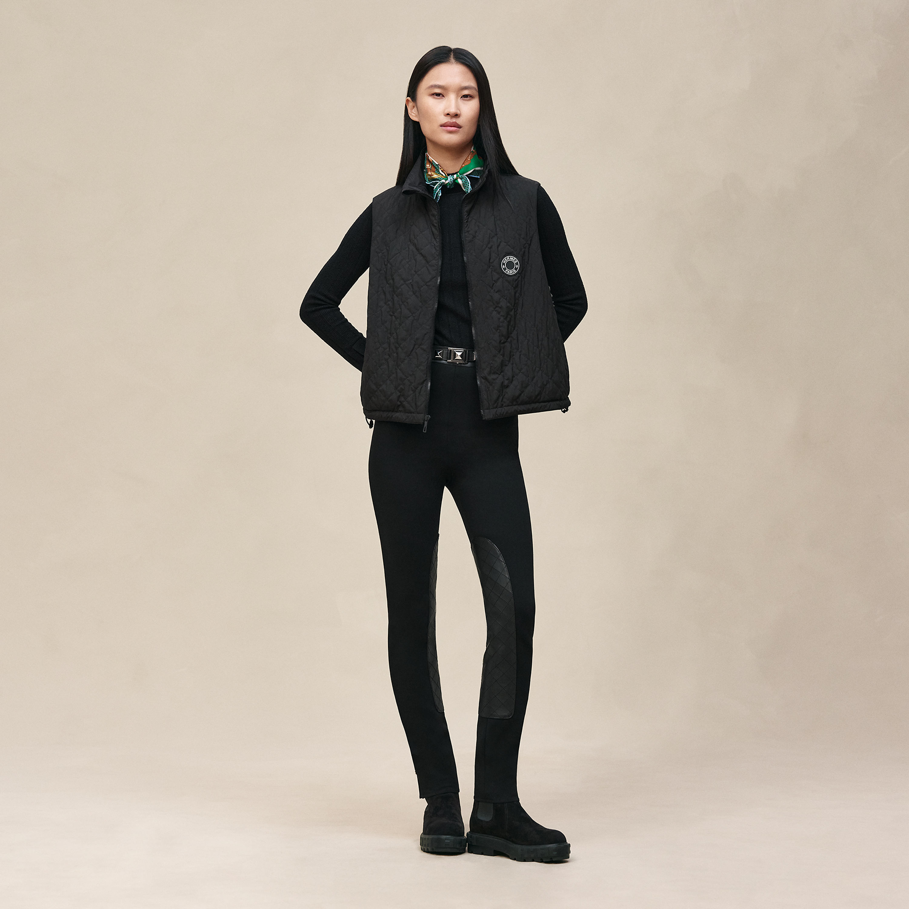 Quilted sleeveless jacket