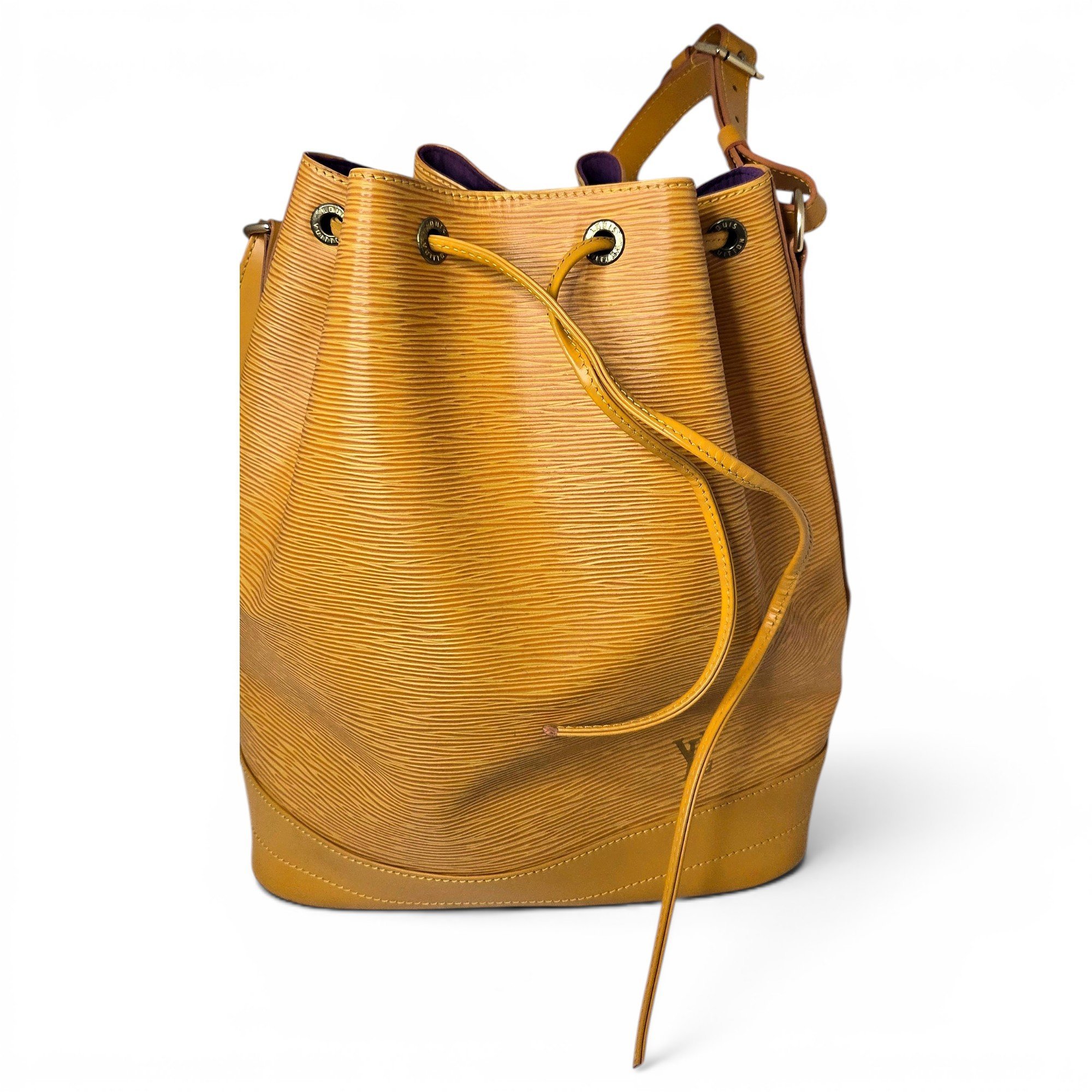 Noé leather handbag