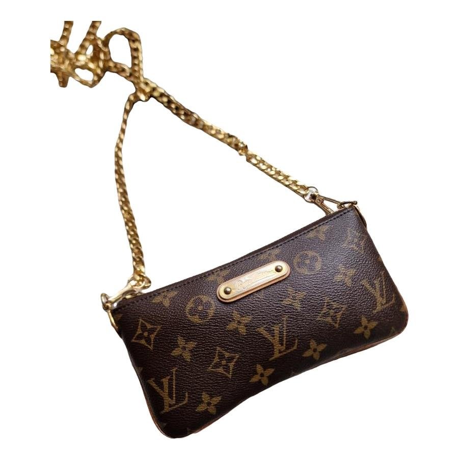 Leather clutch bag