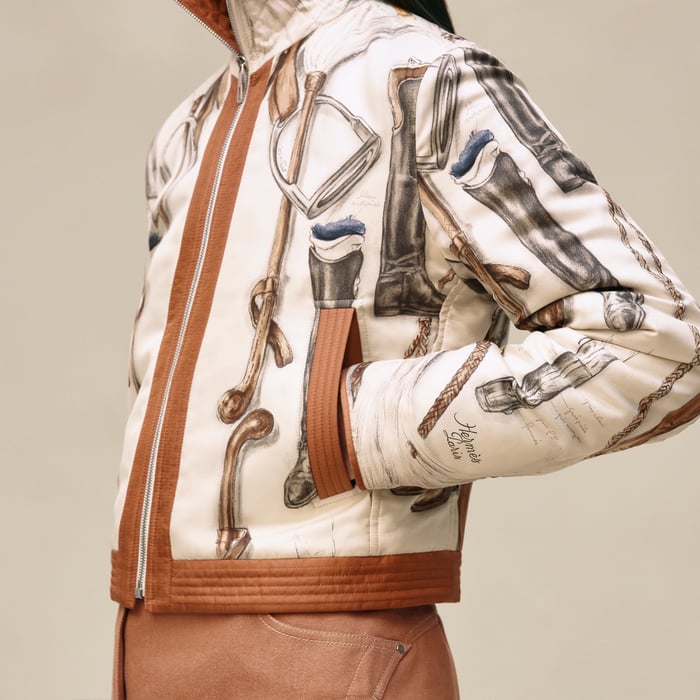 Beige Parchemin "A Propos De Bottes" Bomber Jacket