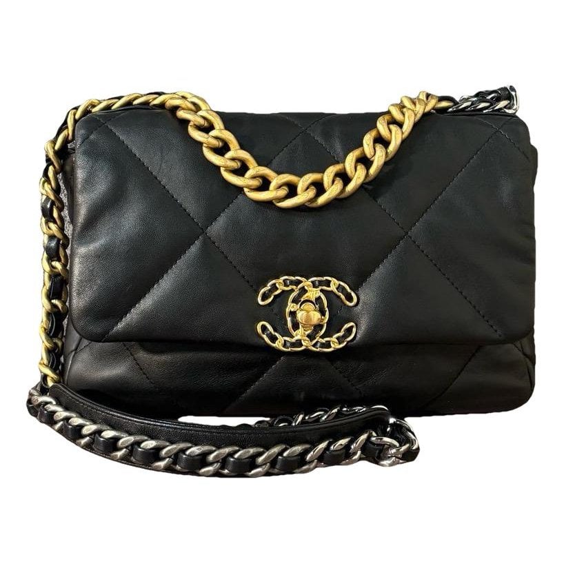 Chanel 19 leather handbag