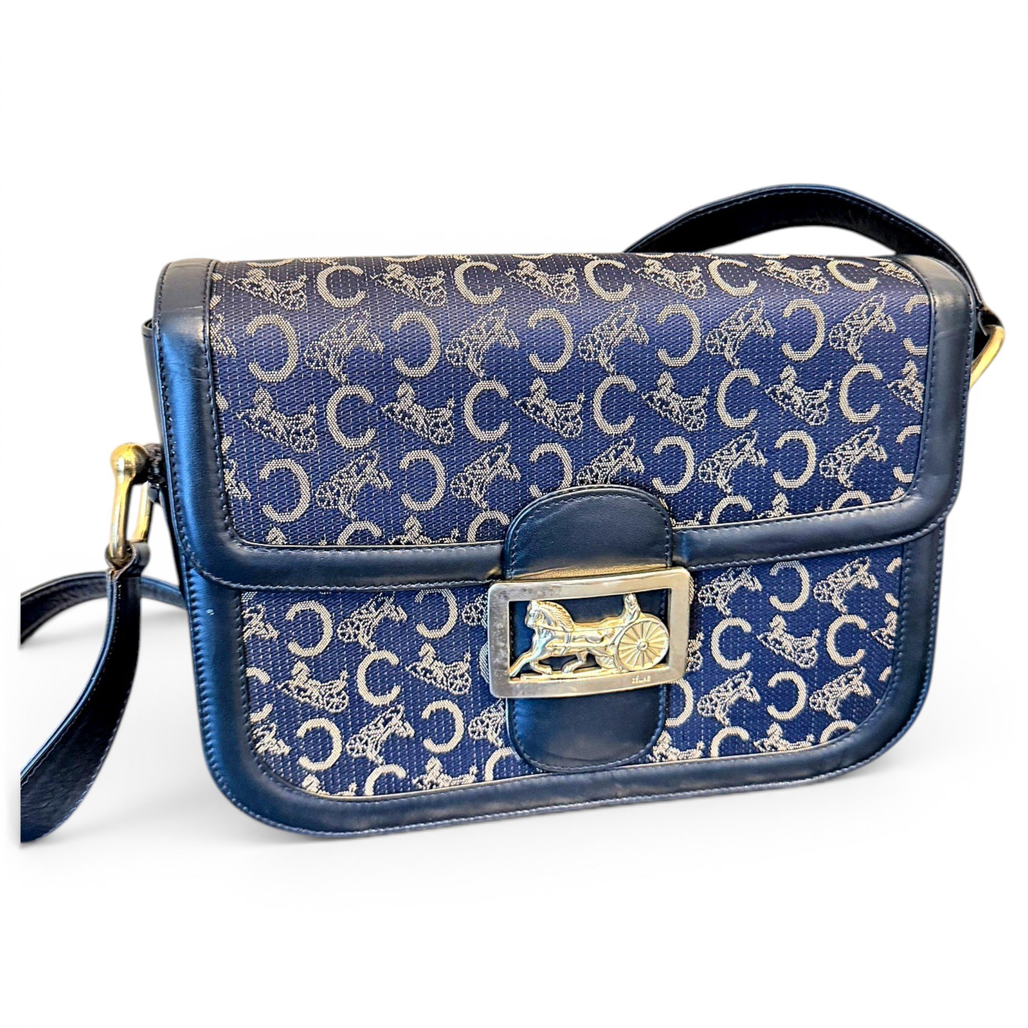 Crécy Vintage cloth handbag