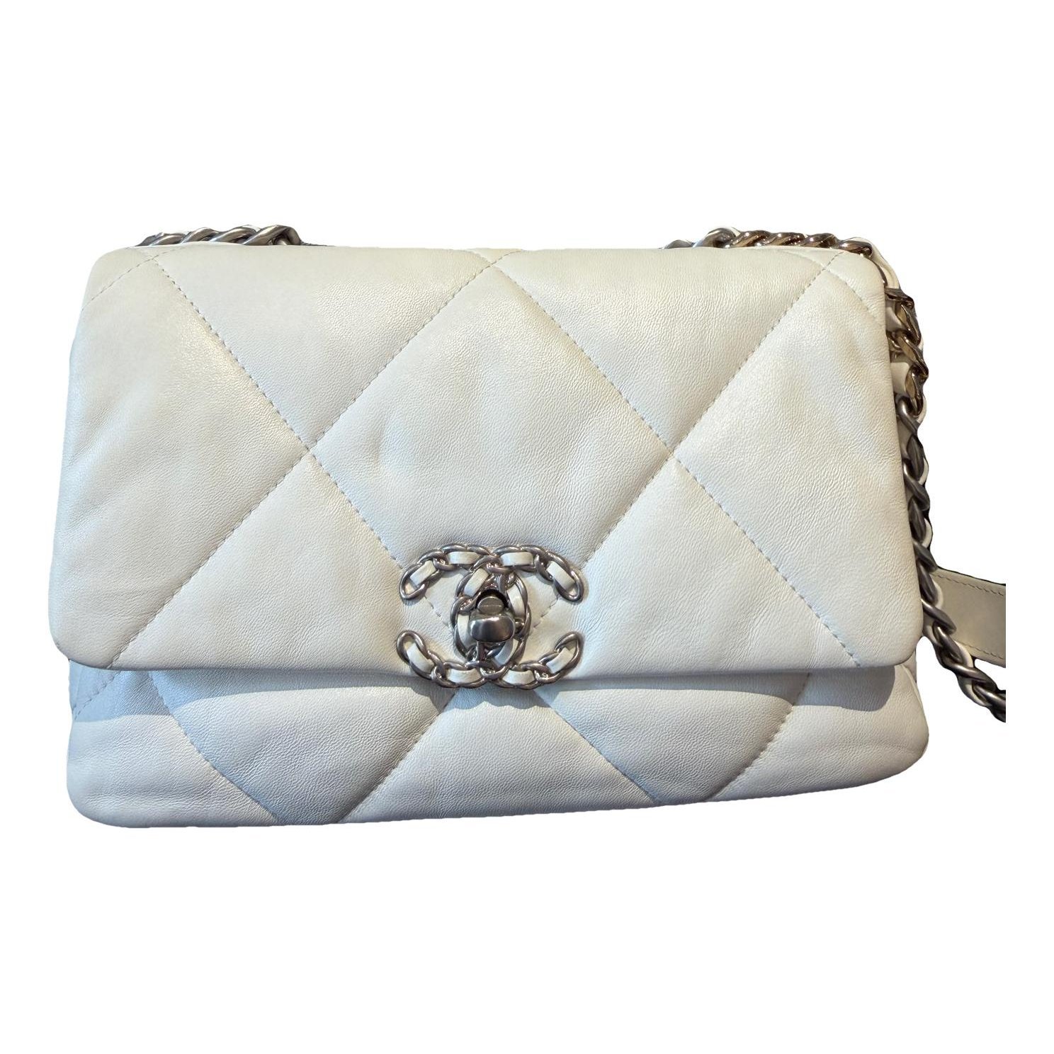 Chanel 19 leather handbag