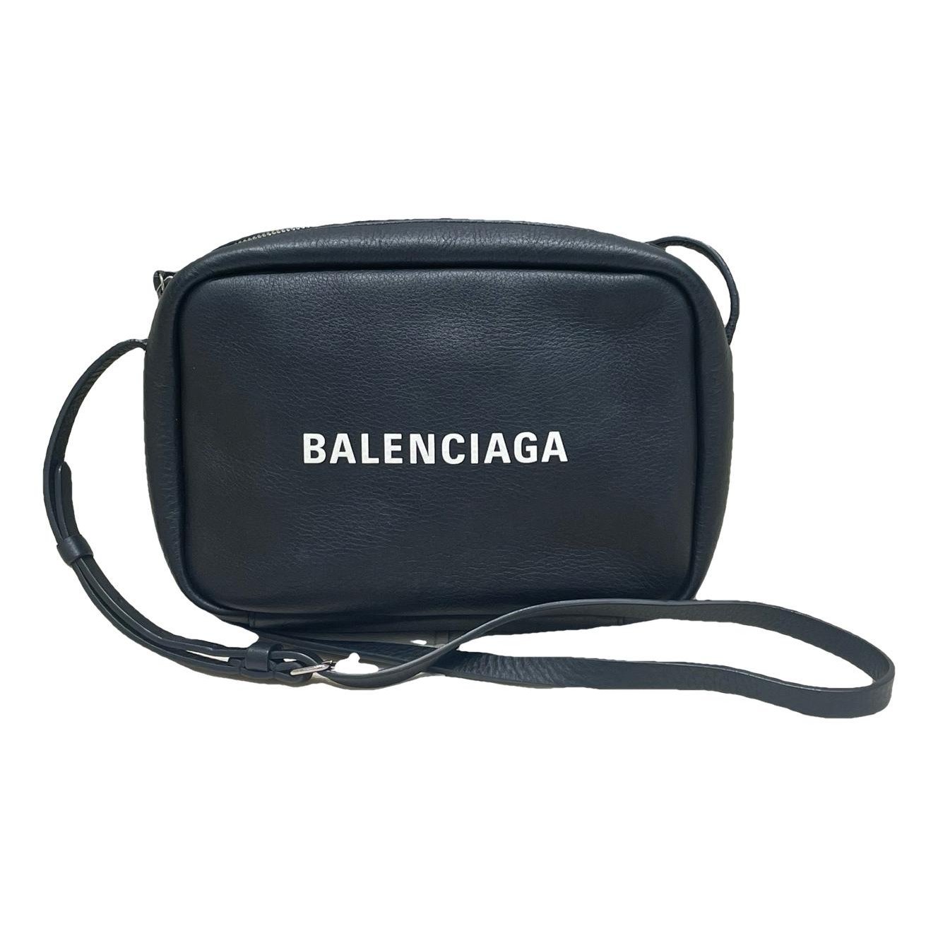 Everyday leather crossbody bag