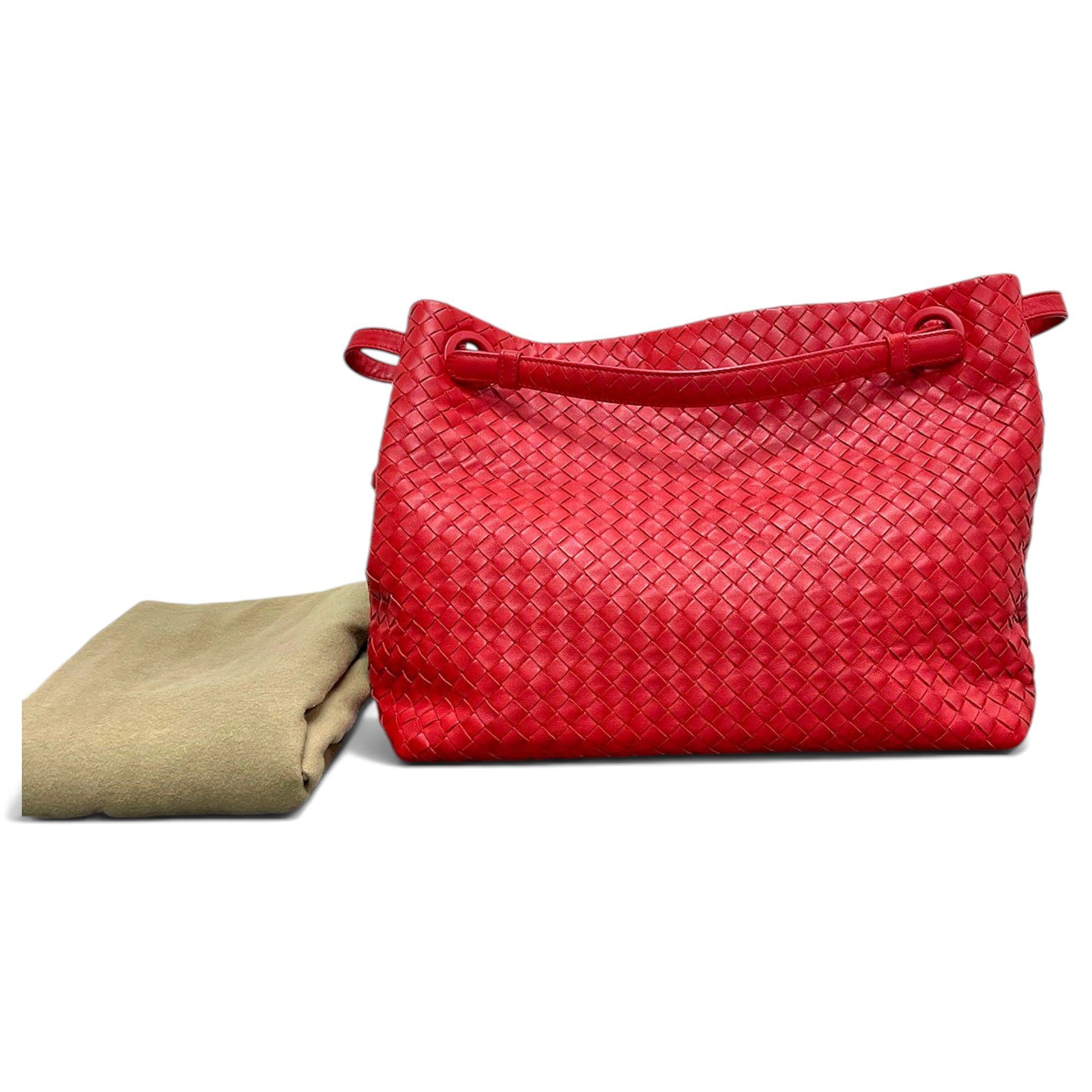 Garda leather handbag