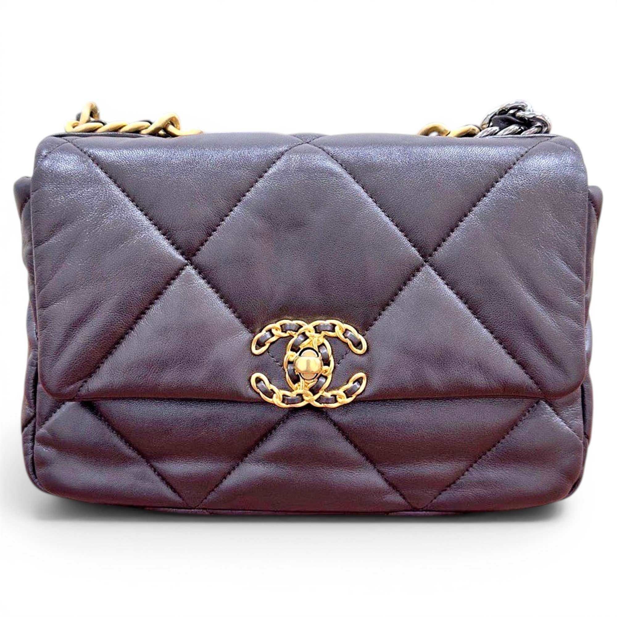 Chanel 19 leather handbag