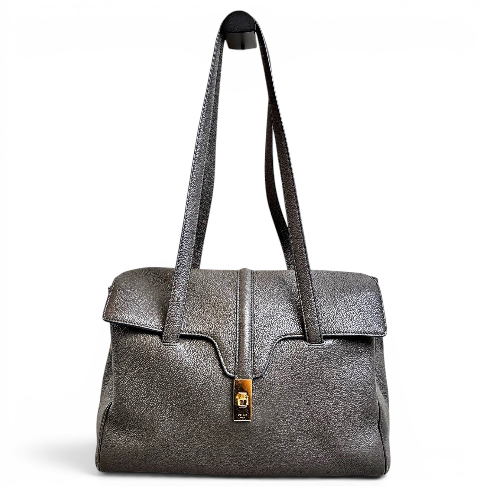 Sac 16 leather handbag