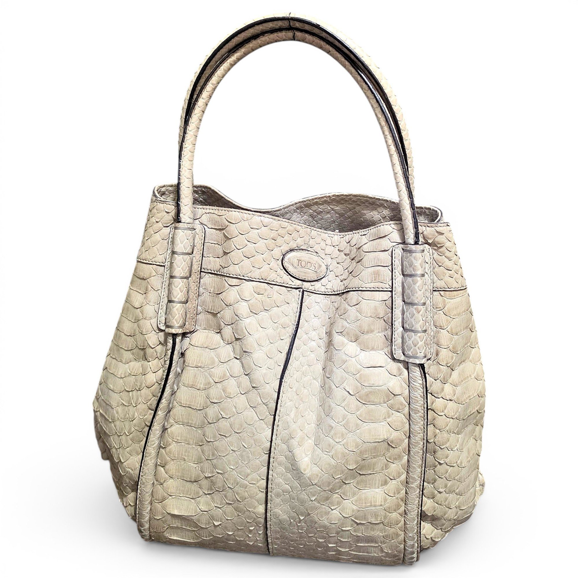 Leather tote