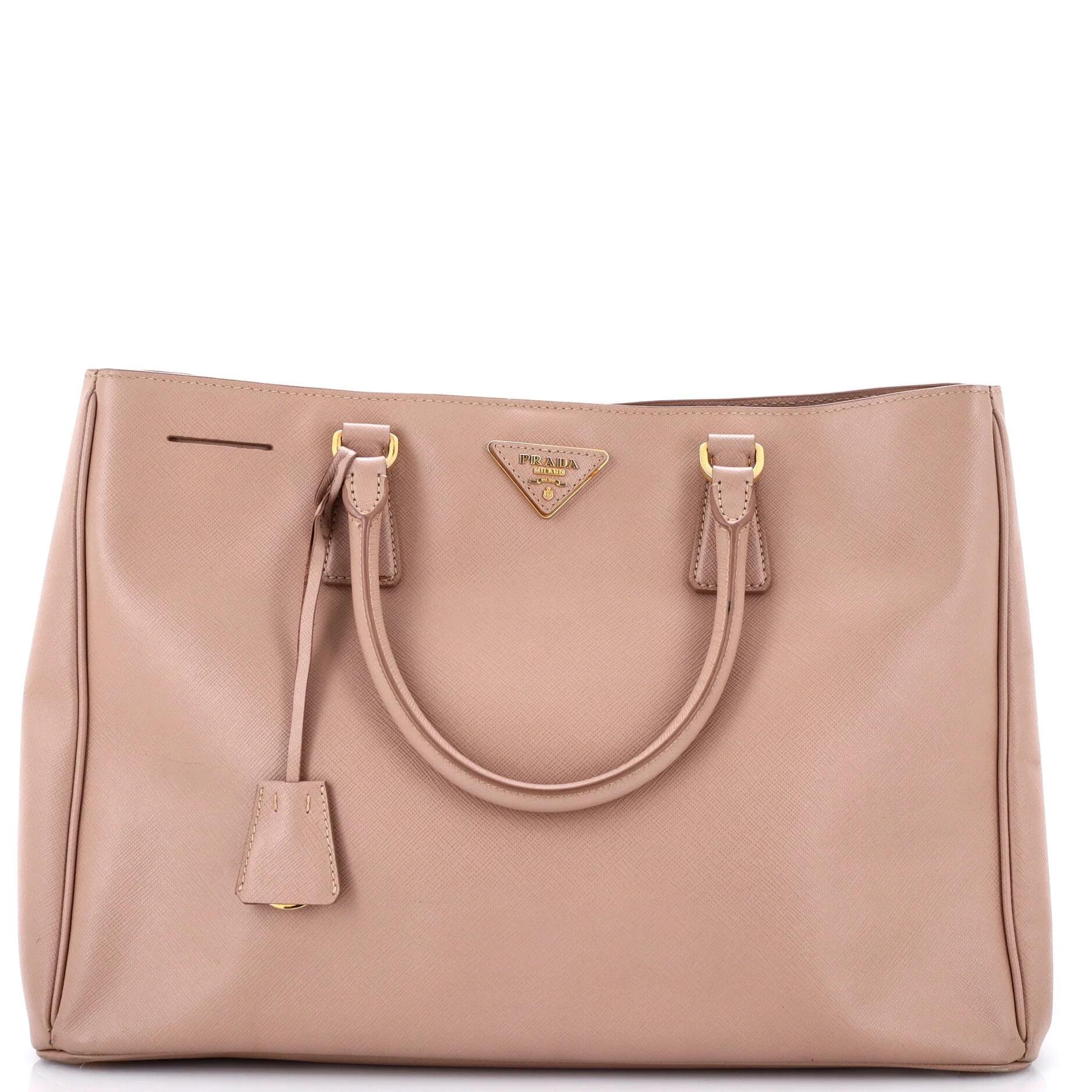 Leather tote