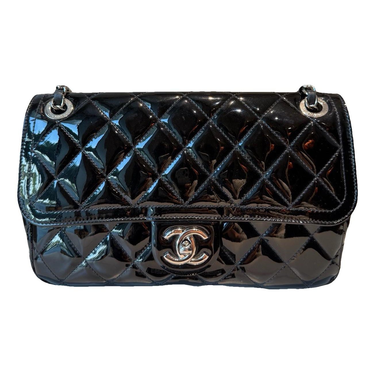 Timeless/Classique patent leather handbag