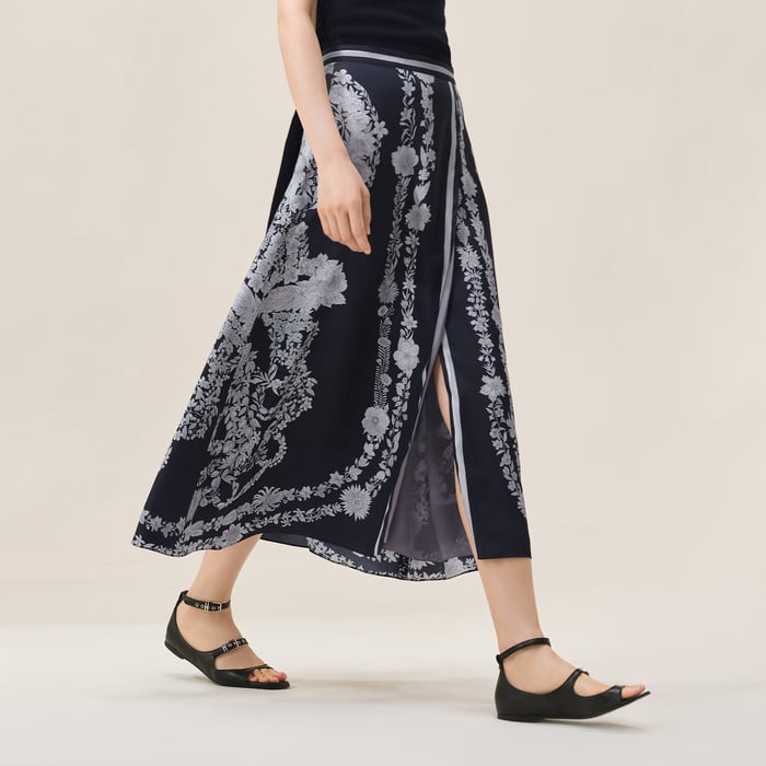 Bleu Noir "Brides De Gala En Fleurs Esquisse" Flared Skirt