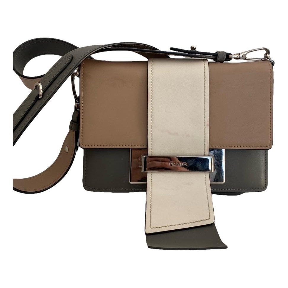 Ribbon leather handbag