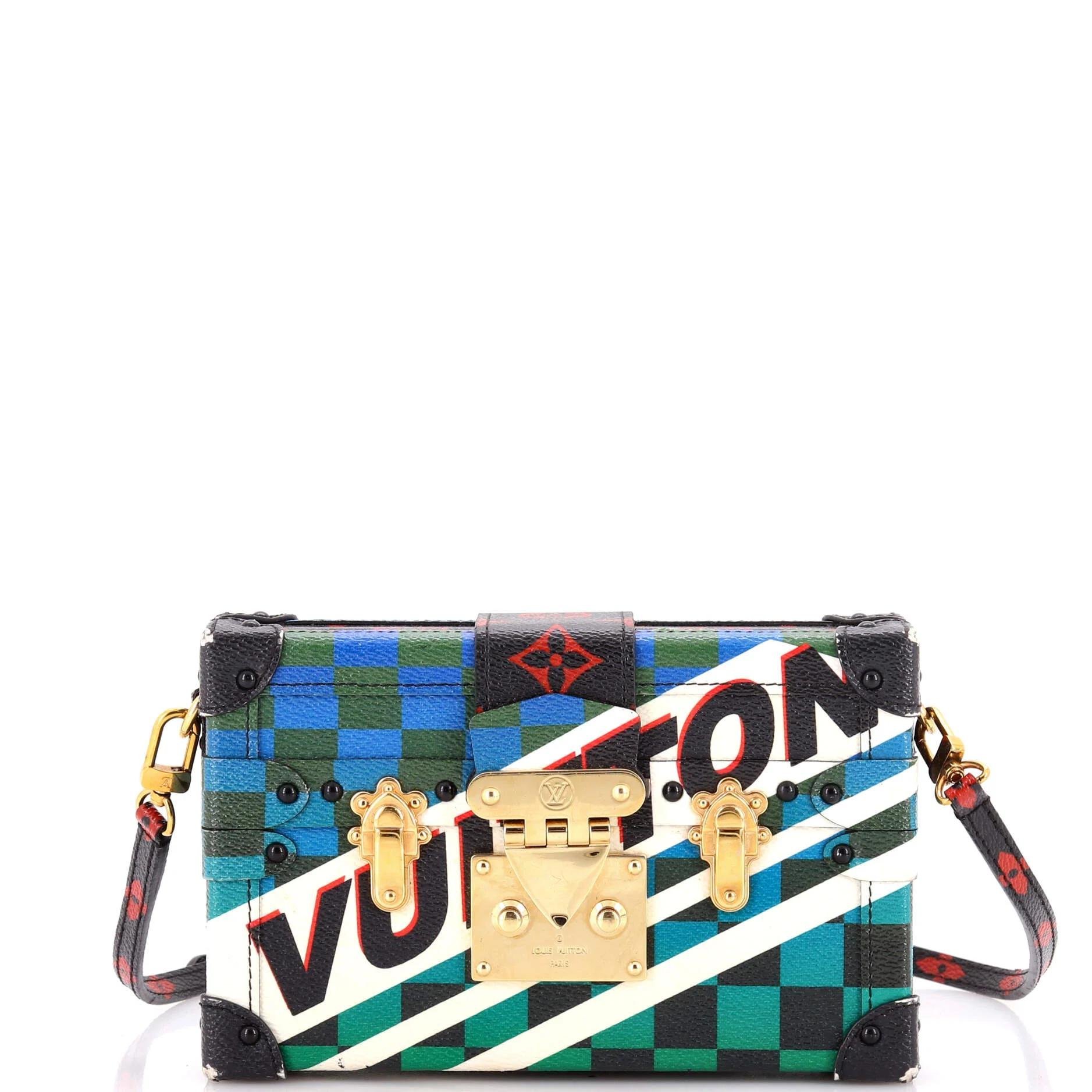 Cloth clutch bag