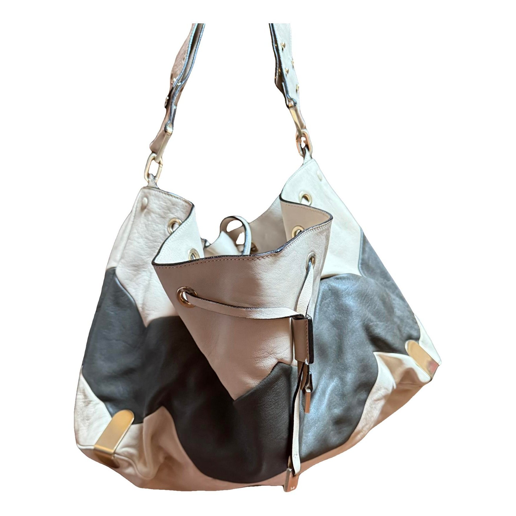 Leather handbag