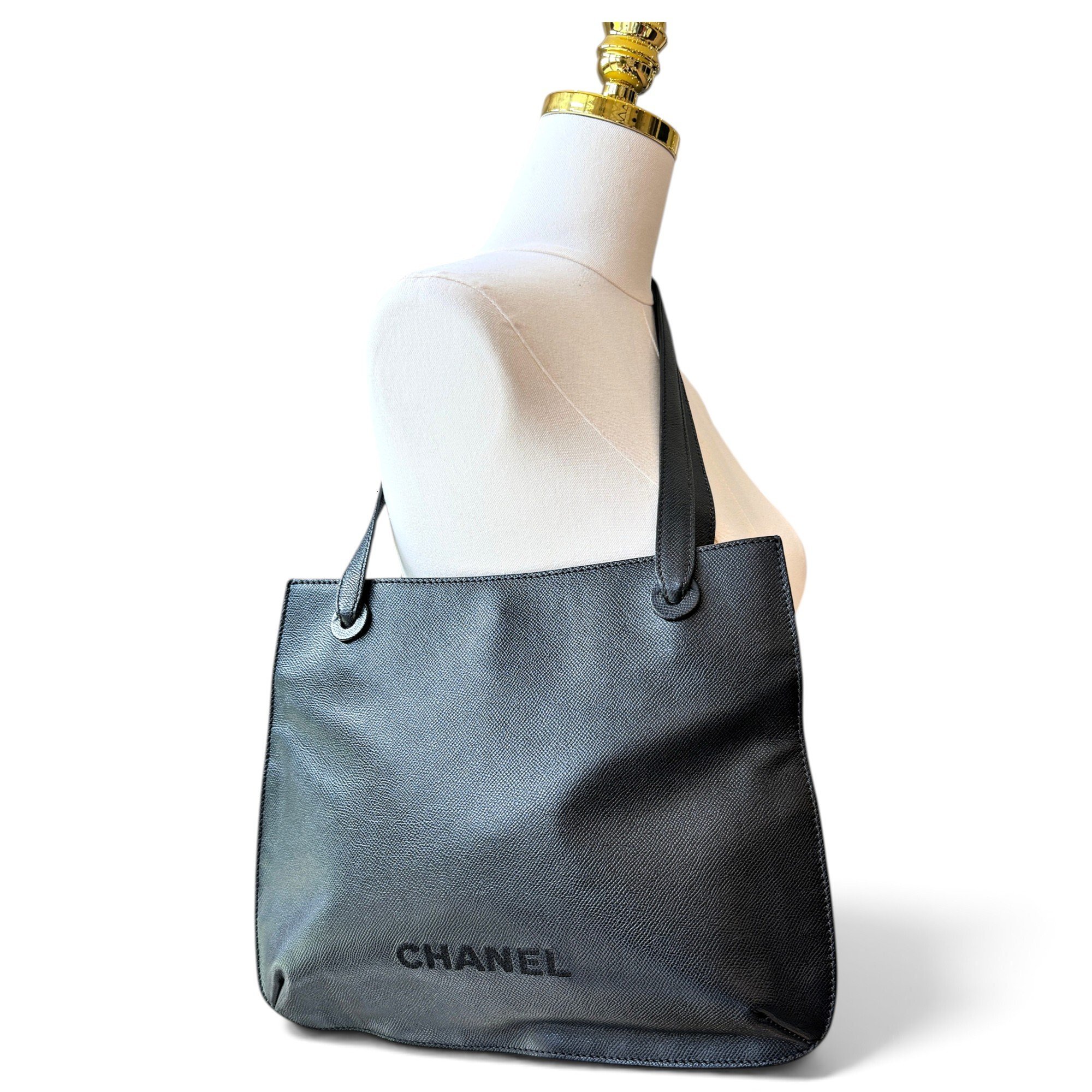 Leather tote