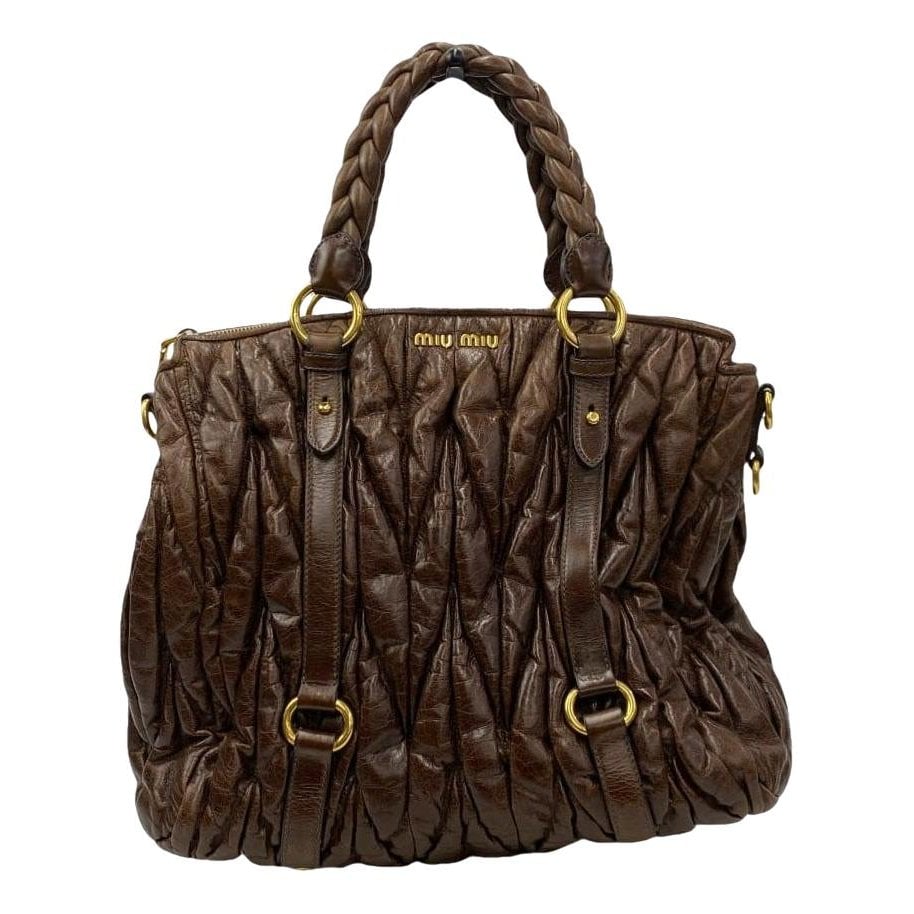 Matelassé leather handbag