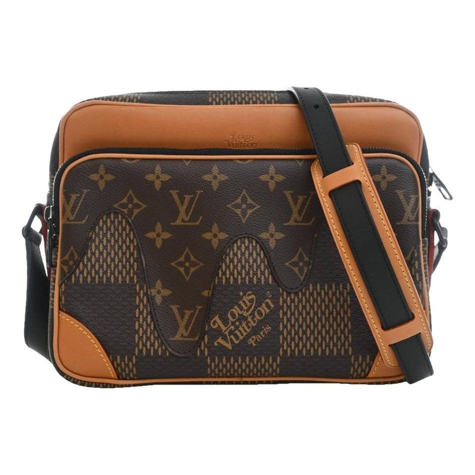 Crossbody bag