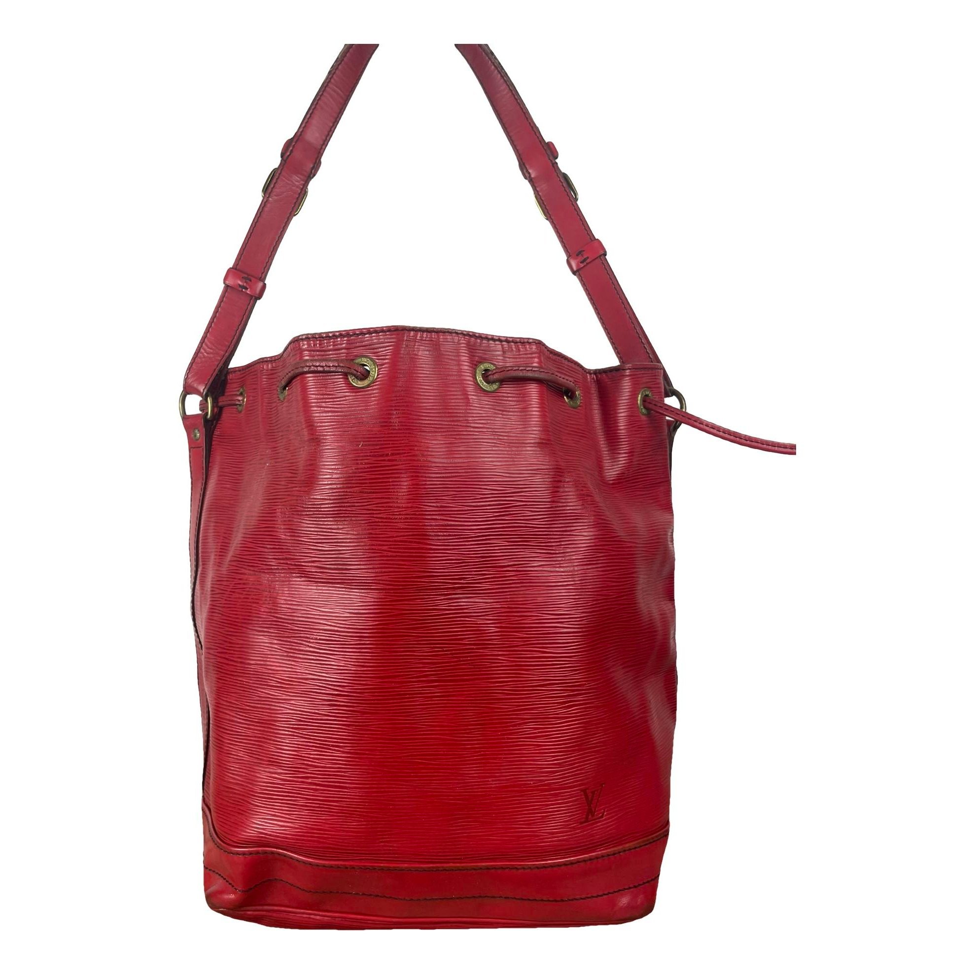 Noé leather handbag