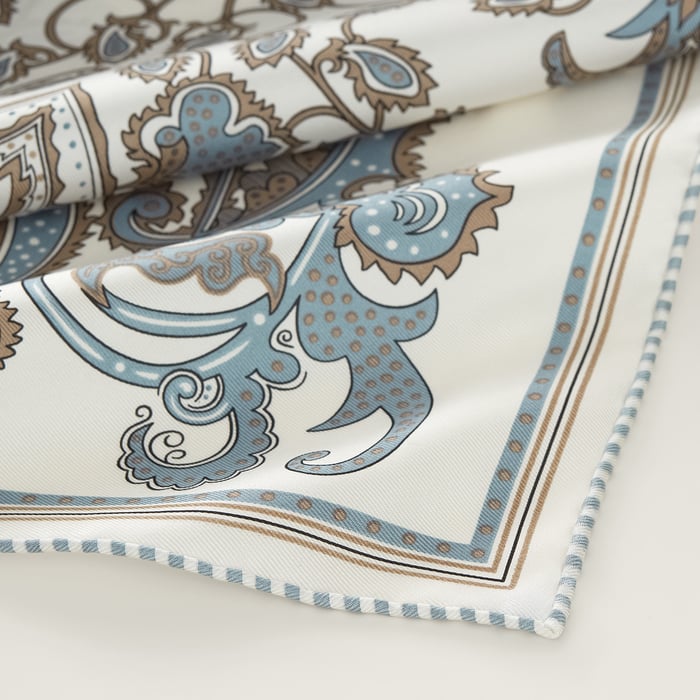 H Enlumine Bandana 55