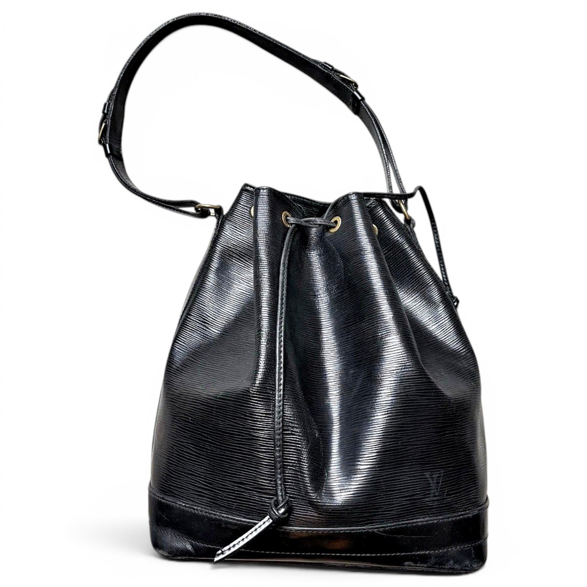Noé leather handbag
