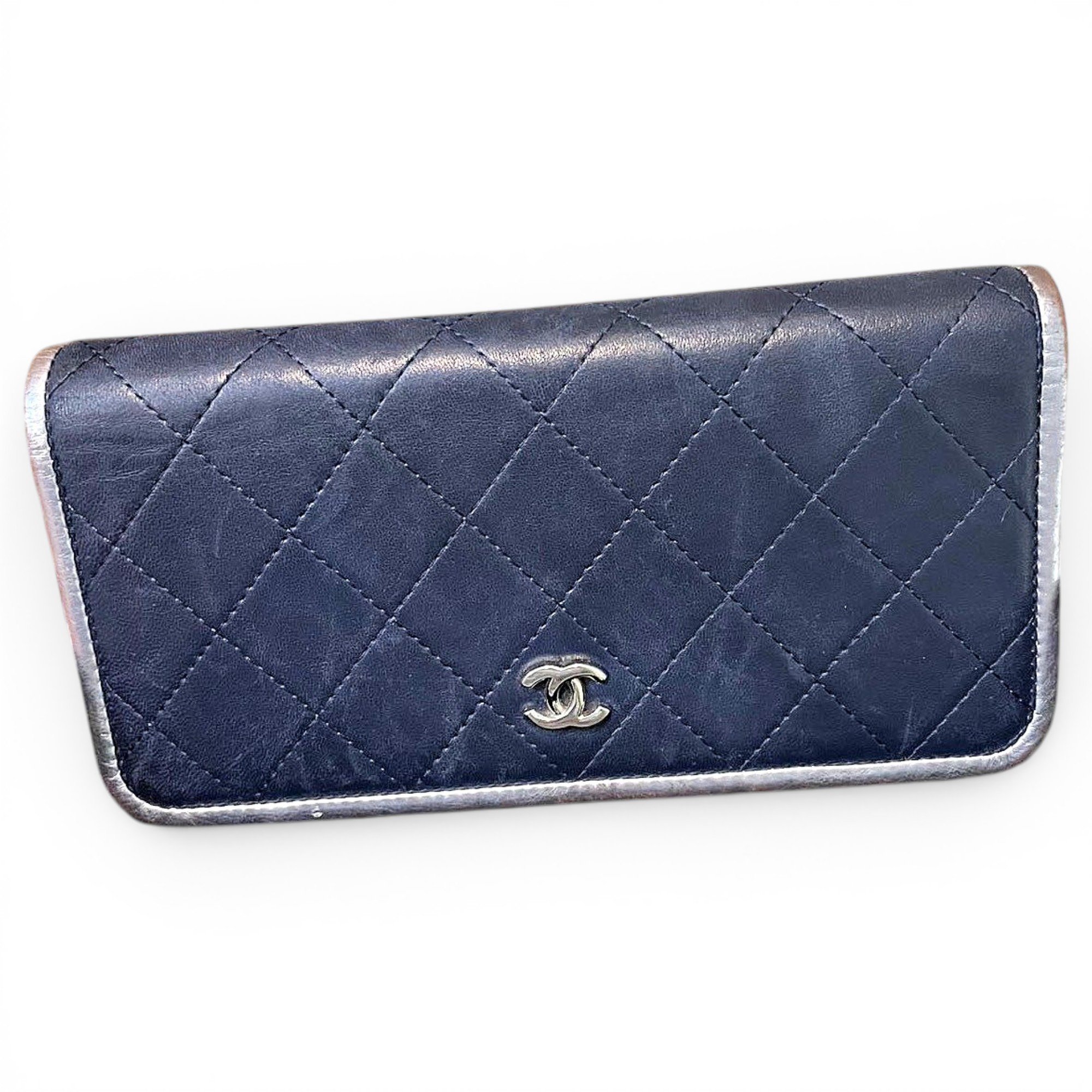 Leather clutch bag