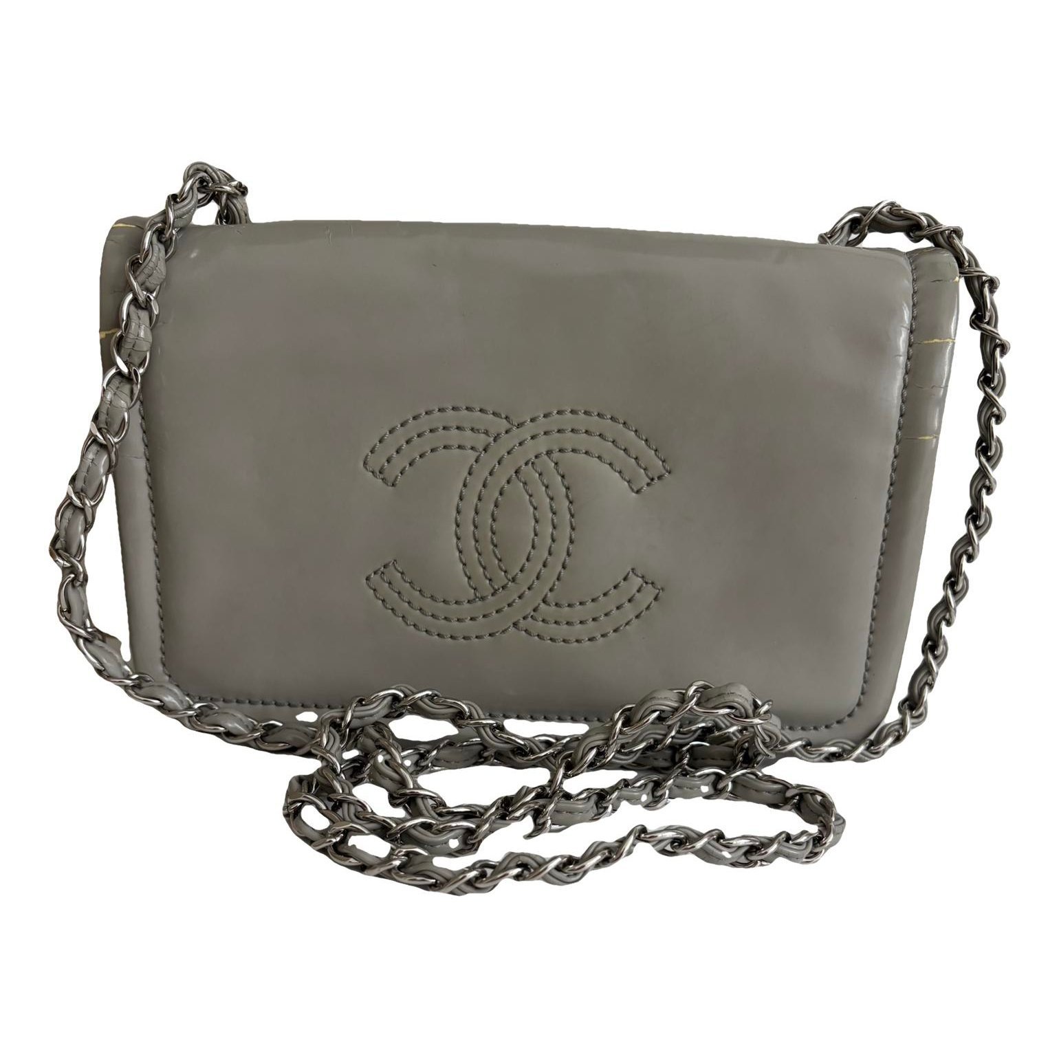 Chanel Timeless/Classique patent leather crossbody bag