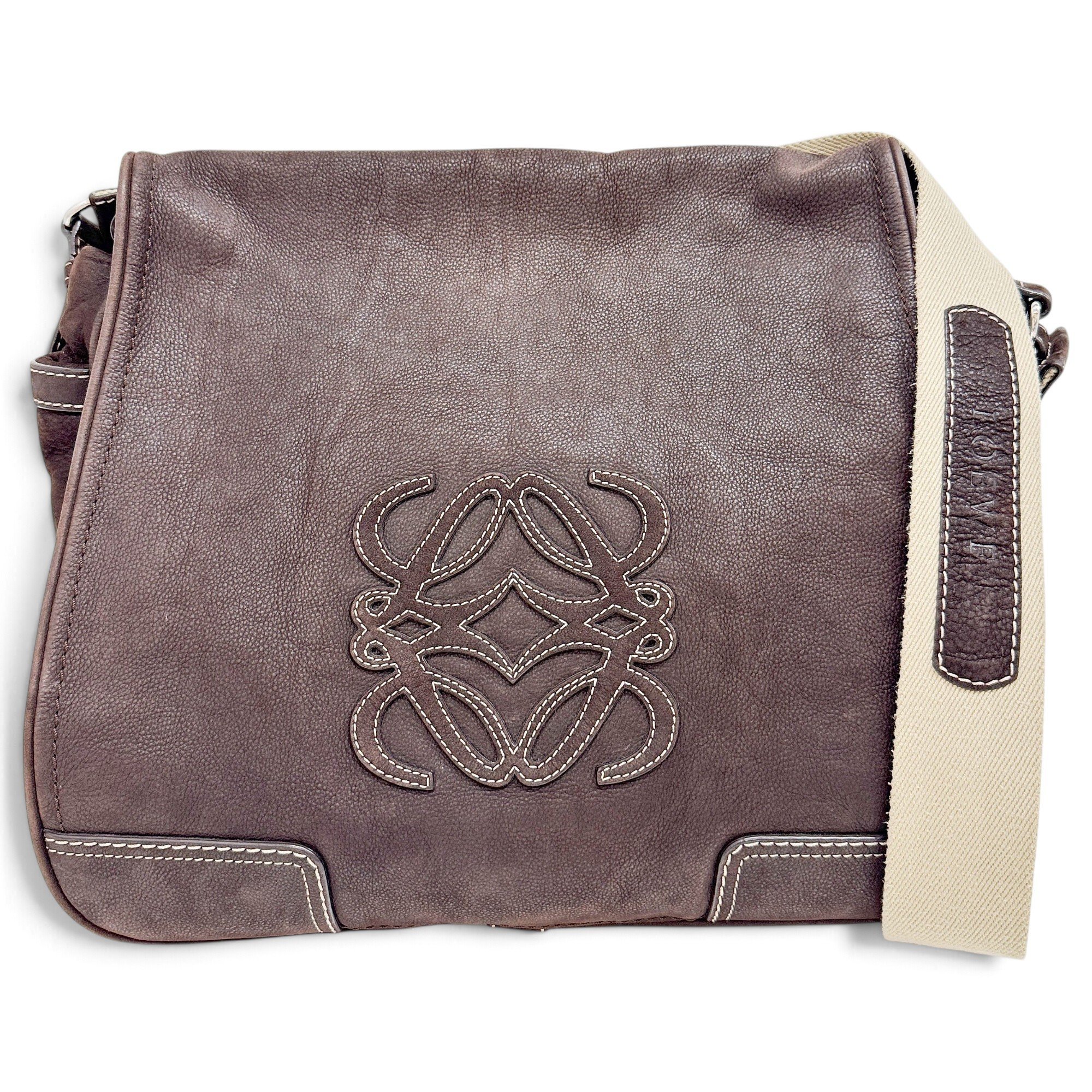 Anagram leather crossbody bag