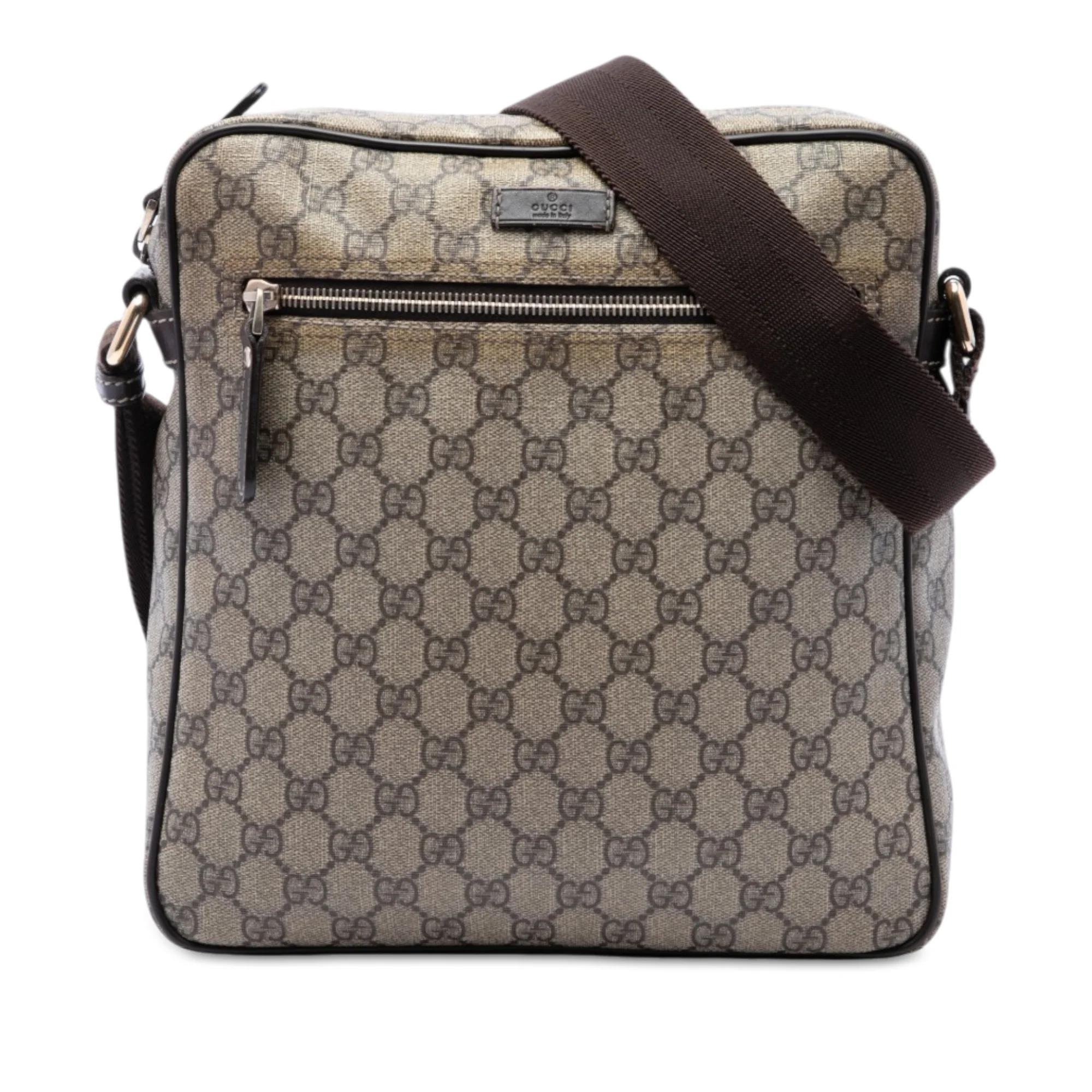 Gucci B leather handbag
