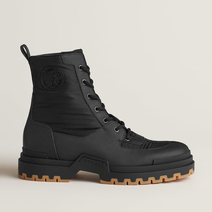 Noir Grip Ankle Boot