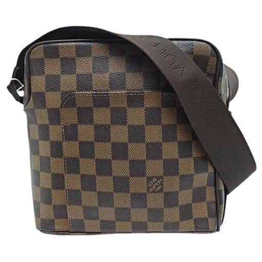 Louis Vuitton Olav leather handbag