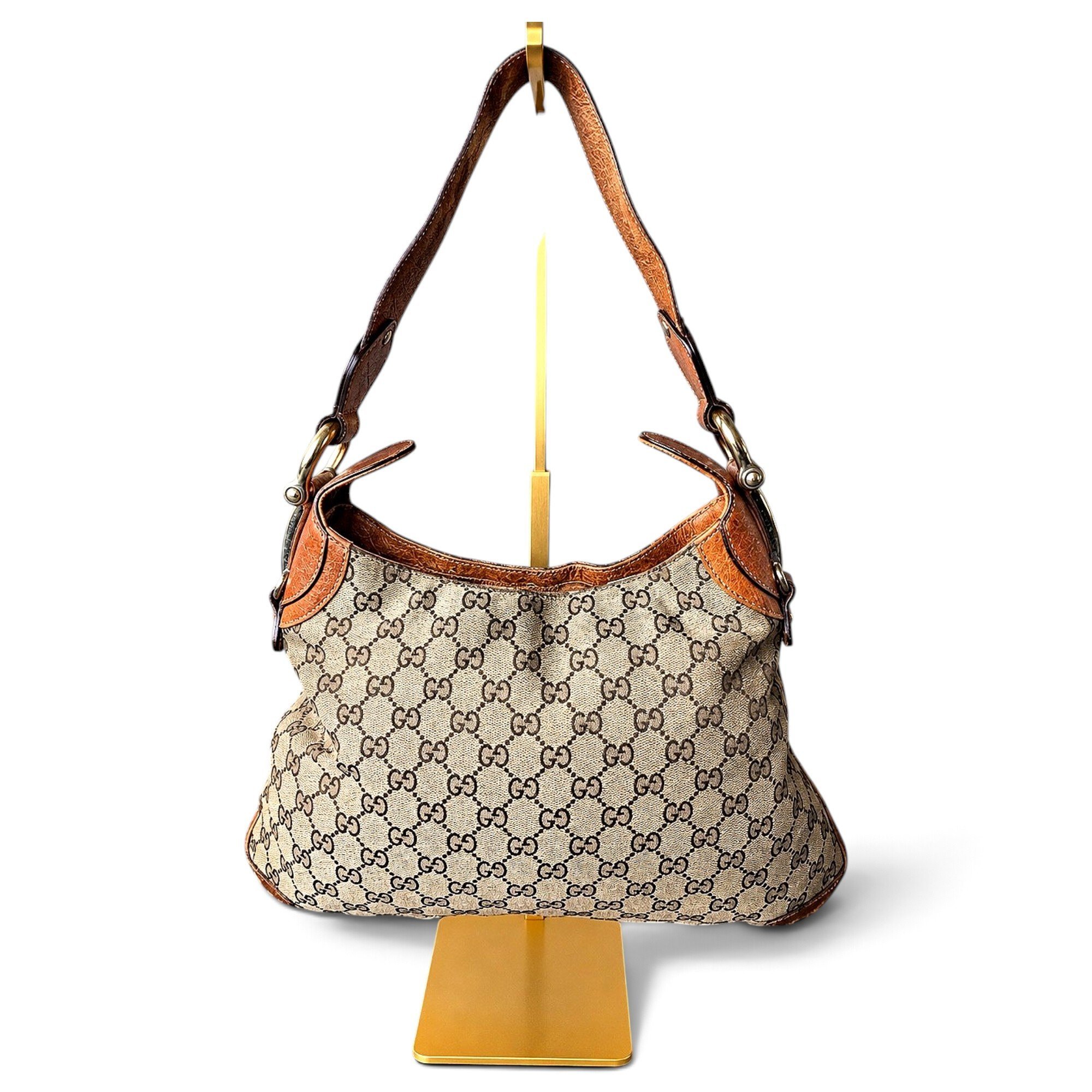 Hobo leather handbag