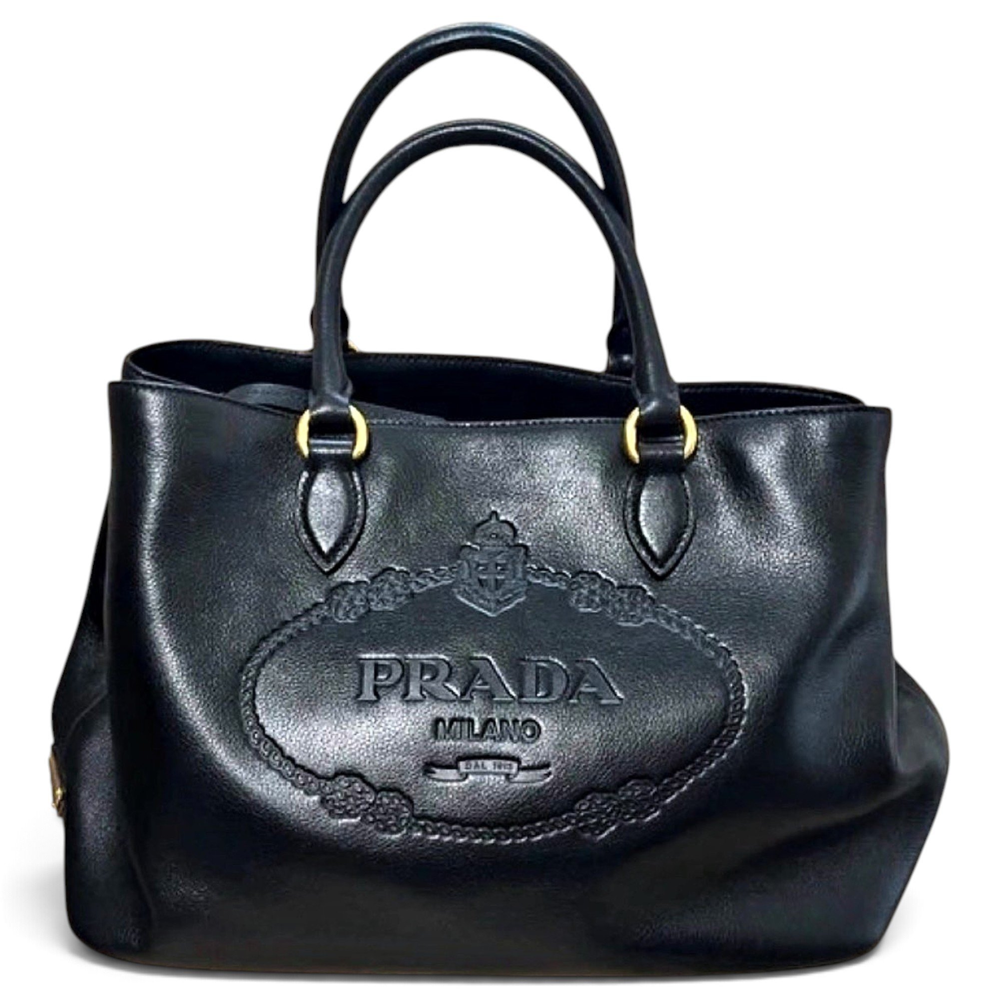 Buckle leather tote