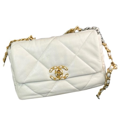 Chanel 19 leather handbag