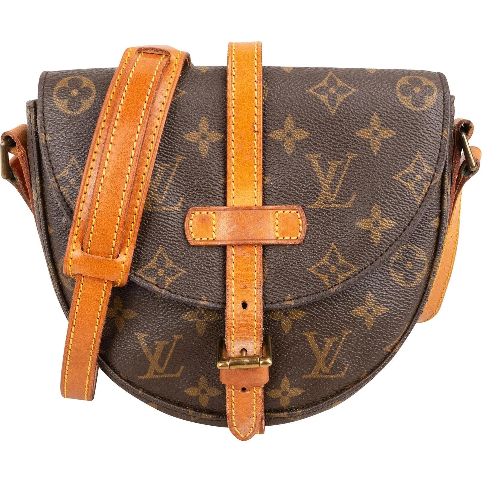 Chantilly leather crossbody bag
