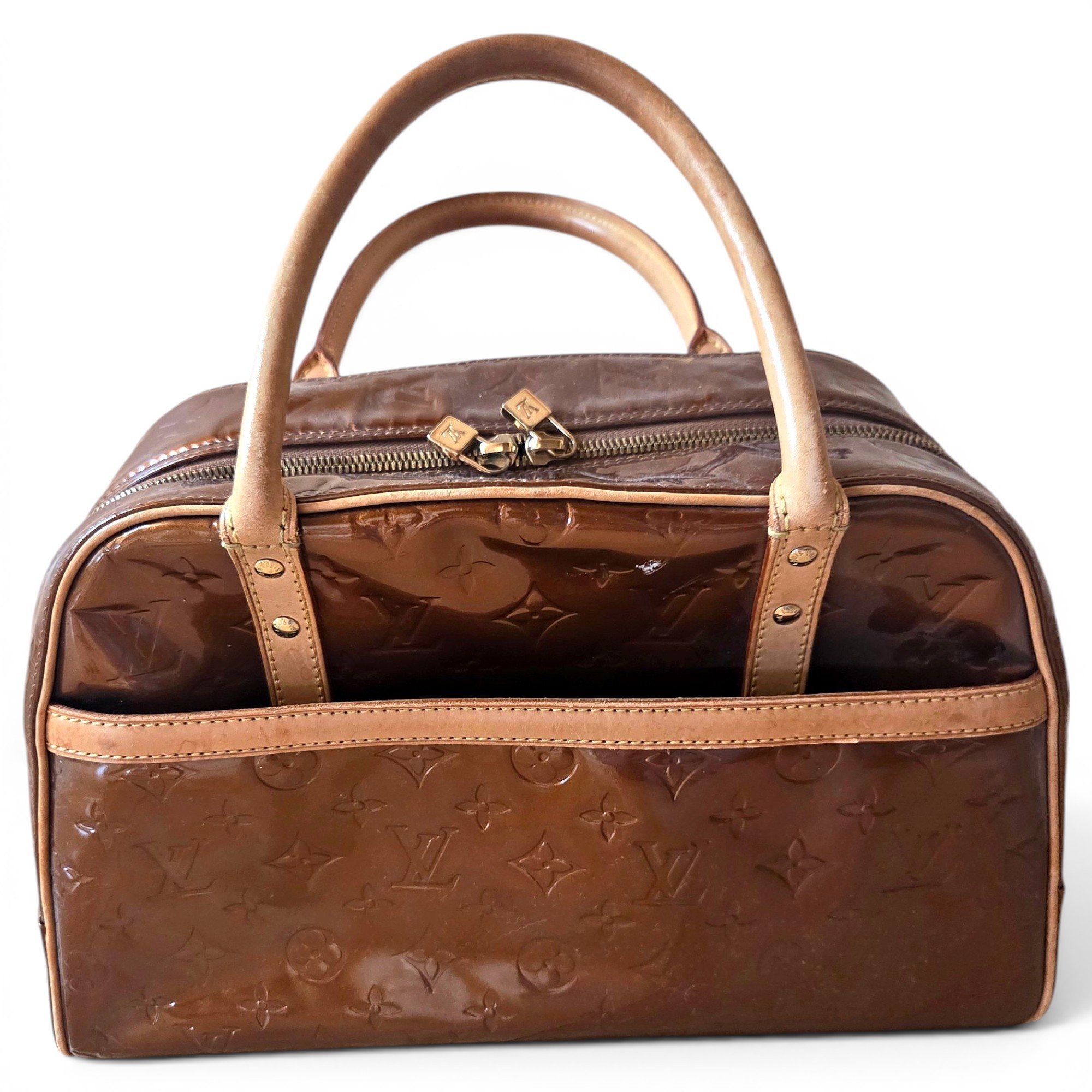 Patent leather handbag